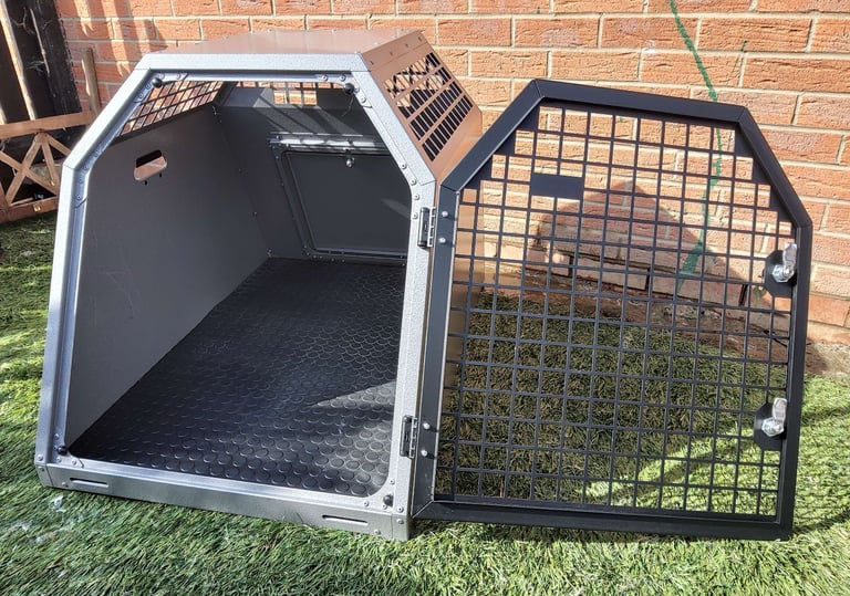 Trans K9 ( B33 ) Transport dog box (Lockable & Crash Tested) TransK9