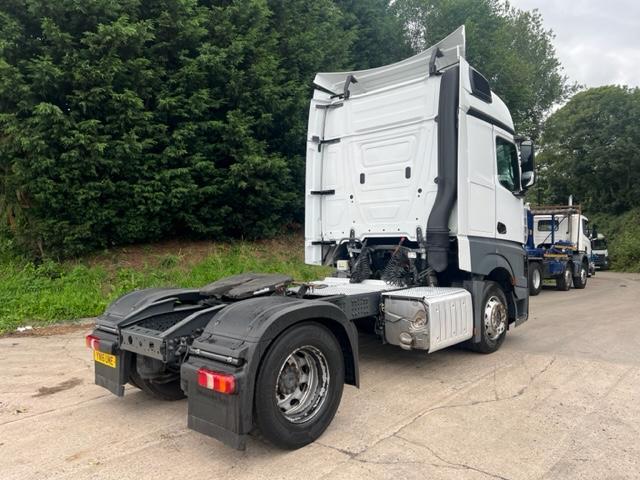 2016 16 Mercedes Actros 1842 Euro 6 Big space 4x2 tractor unit slider a/c fridge