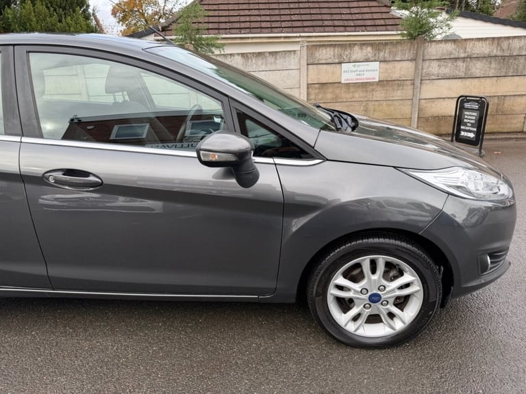 2016 Ford Fiesta 1.0T EcoBoost Zetec Hatchback 5dr Petrol Powershift Euro 6 (100 ps) Hatchback Pe...