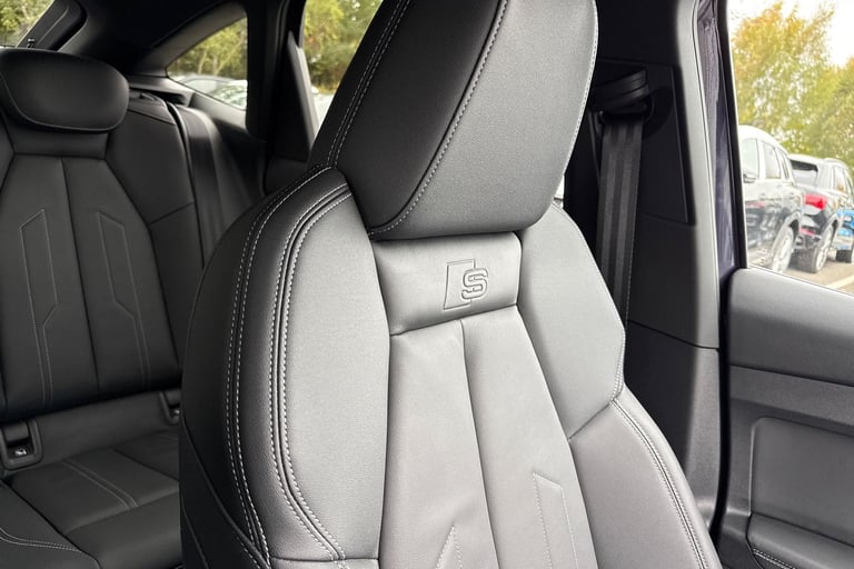 2024 Audi Q4 e-tron Q4 Sportback S line 45 e-tron  210,00 kW SUV ELECTRIC Automatic