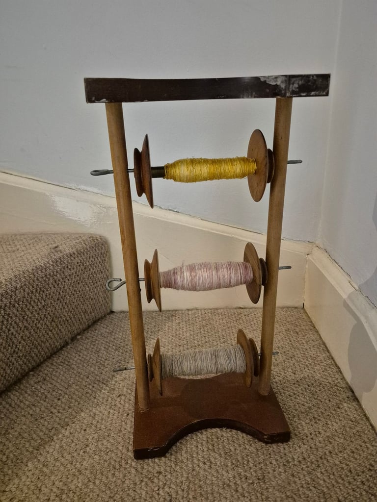 image for Upright lazy kate with 3 bobbins