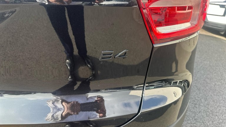 2025 Volvo XC40 Black Edition Ultra, B4 Mild hybrid, Petrol ESTATE Petrol/Electric Hybrid Automatic