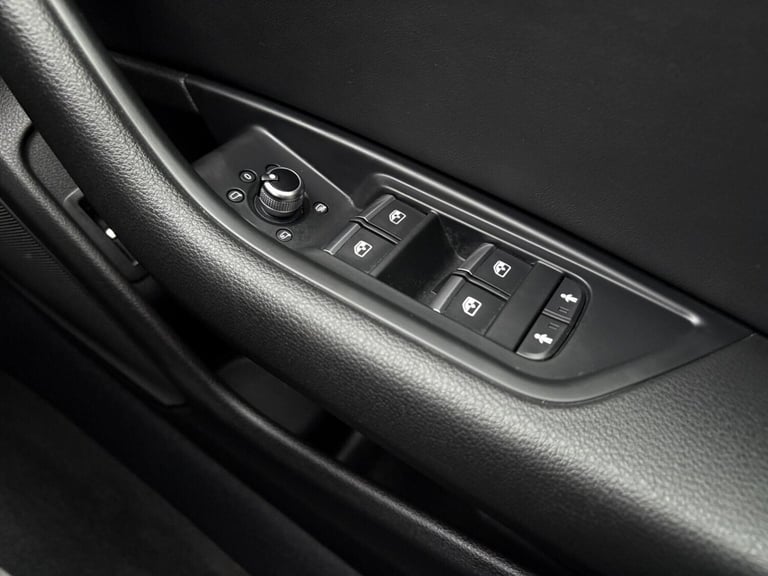 AUDI A4 AVANT 2.0 TFSI 35 Sport Euro 6 (s/s) 5dr 2019