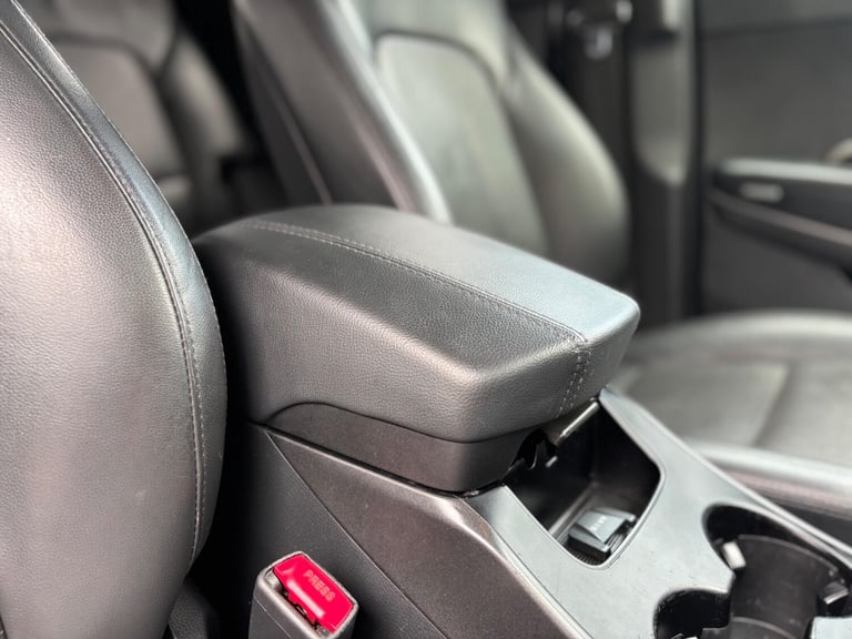 2015 Hyundai Santa Fe 2.2 CRDi Premium 4WD Euro 5 5dr (7 seat) ESTATE Diesel Manual