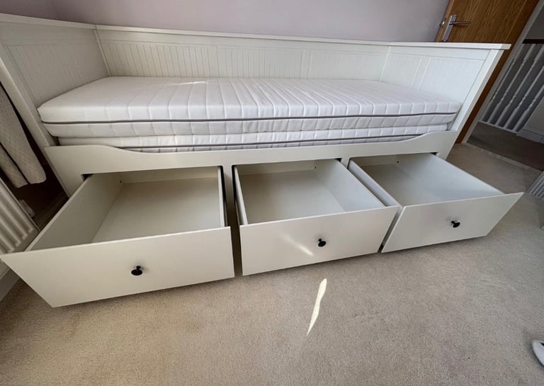 FREE DELIVERY - IKEA Hemnes Day bed + 2 Mattresses
