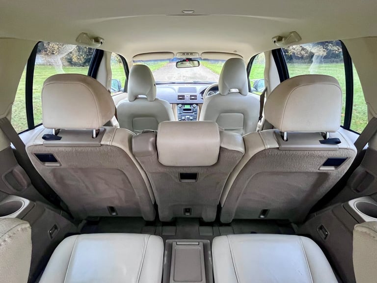 2011 Volvo XC90 2.4 D5 SE SUV 5dr Diesel Geartronic AWD (219 g/km  200 bhp)