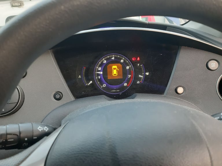 2009 Honda Civic 1.4 petrol for breaking 