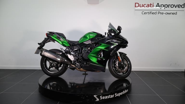KAWASAKI NINJA H2 SX SE - 2024 - 4000 MILES