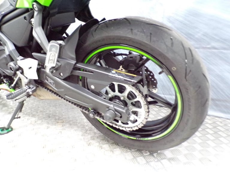KAWASAKI NINJA 650