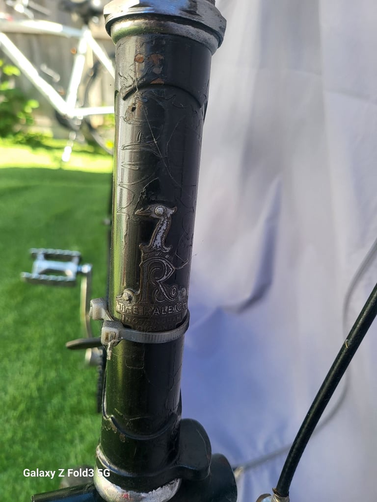 Vintage Raleigh Road Bike – Smooth Ride