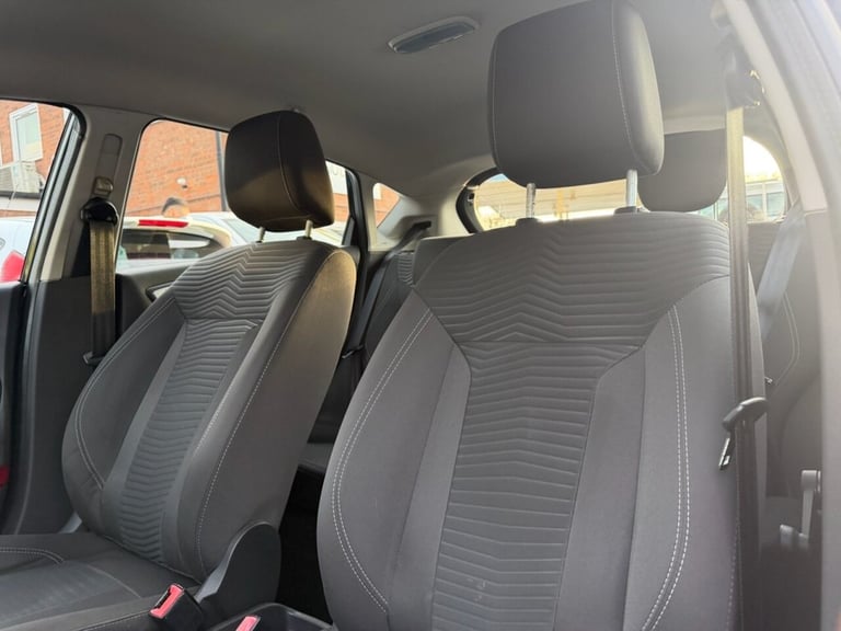 2016 Ford Fiesta 1.0 EcoBoost Zetec 5dr Powershift HATCHBACK PETROL Automatic