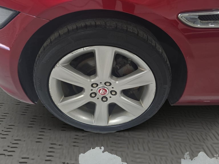 2017 Jaguar XE 2.0i Portfolio Auto Euro 6 (s/s) 4dr SALOON Petrol Automatic