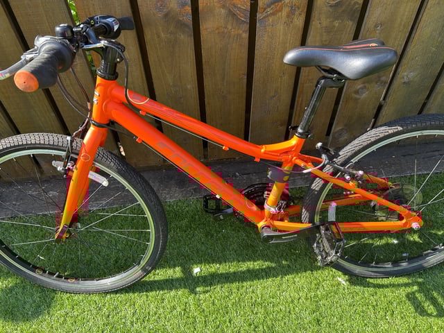 Halfords Carrera Crosscity Halfords Carrera Crosscity Cross City E