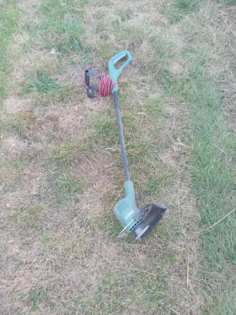 image for  bosch garden strimmer