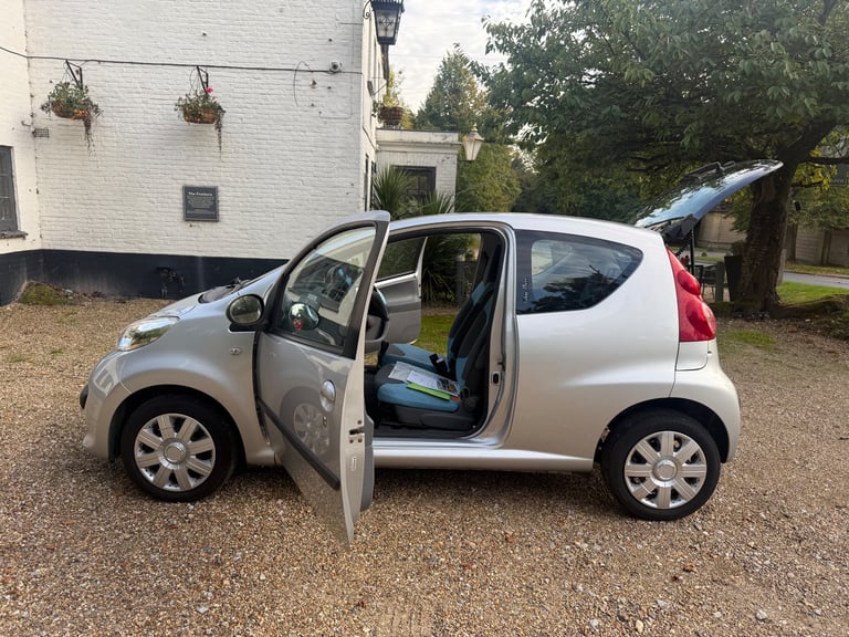 Peugeot, 107, New MOT, 2009, Manual, 998 (cc), 5 doors