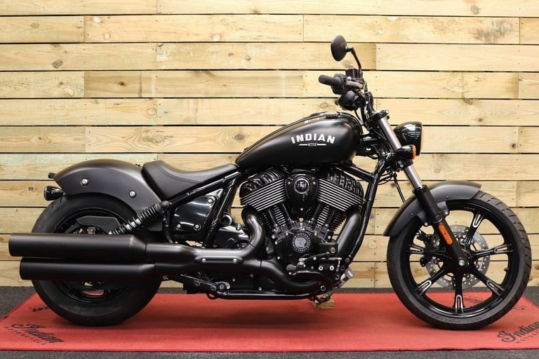 image for *IN STOCK* NEW INDIAN CHIEF DARK HORSE - £1000 OFF IF YOU PART EX = £18,995