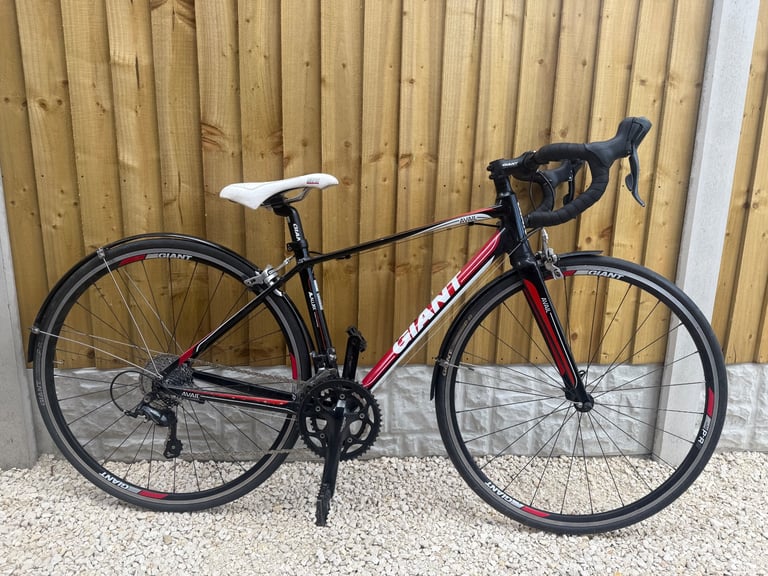 image for Womens Giant ‘LIV’ Avail 3  Road Racing Bike, Great Condition! 
