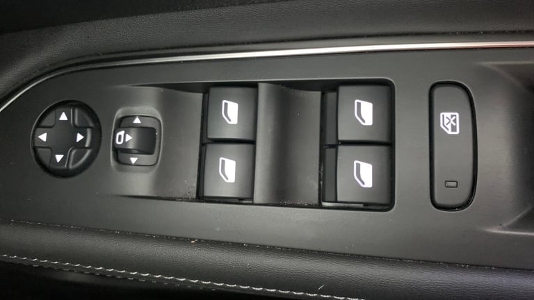 2020 Peugeot 3008 1.2 PureTech GPF Allure SUV 5dr Petrol EAT Euro 6 (s/s) (130 ps) SUV Petrol Aut...