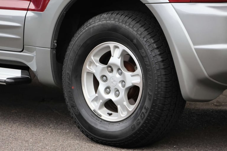 1995 Mitsubishi Shogun 3.5 V6 GDI GLS 3dr Auto ESTATE PETROL Automatic