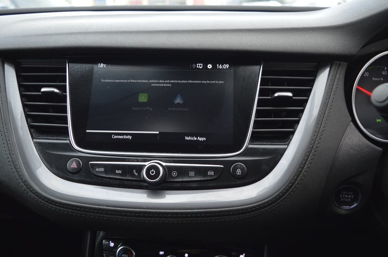 2020 Vauxhall Grandland X 1.6 Hybrid4 300 Business Ed Nav Premium 5dr Auto LEATHER INT PHEV HATCH...