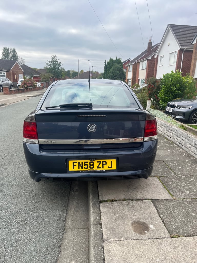 Vauxhall, VECTRA, Hatchback, 2008, Manual, 1796 (cc), 5 doors