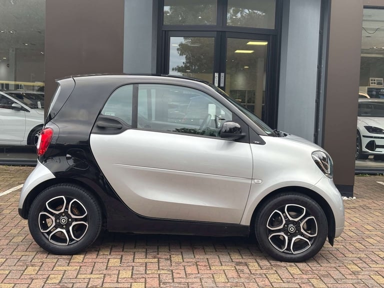 image for SMART FORTWO 0.9T Prime (Premium) Twinamic Euro 6 (s/s) 2dr Silver Auto Petrol 2