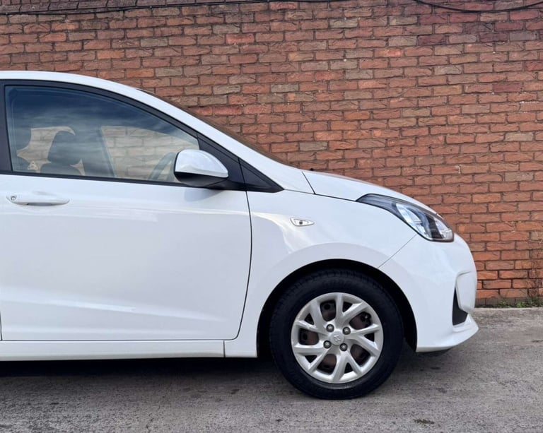 2017 Hyundai i10 1.0 SE 5dr HATCHBACK PETROL Manual