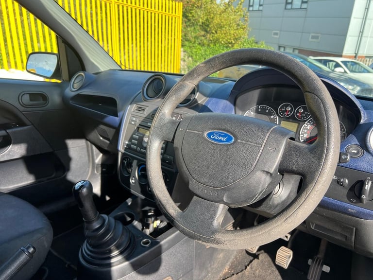 2007 Ford Fiesta 1.25 Style Climate 3dr HATCHBACK Petrol Manual - Image 7