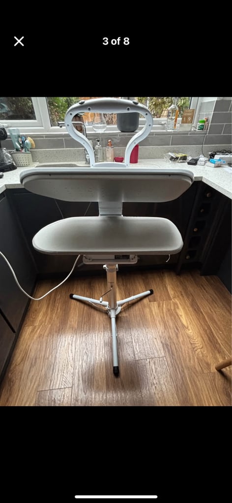 Singer steam press with stand 