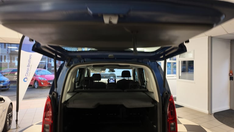 2020 Vauxhall Combo Life 1.2 Turbo 130 Energy 5dr AUTO PETROL 33000 MILES MPV Petrol Automatic