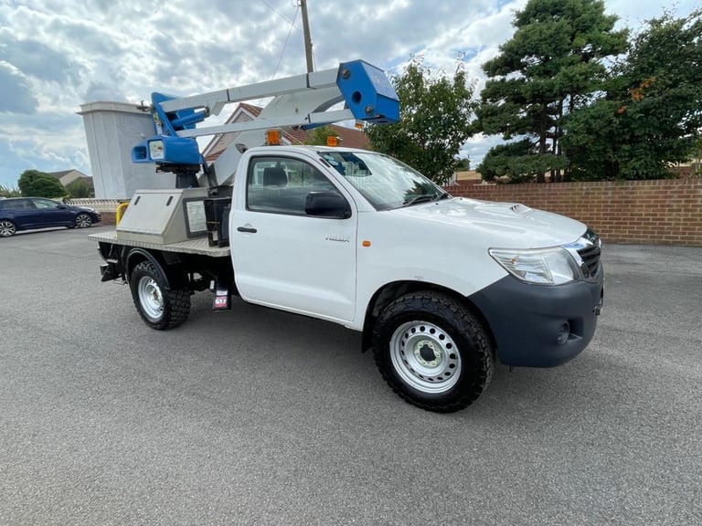 2014 Toyota Hilux 2.5 ACTIVE 4X4 D-4D S/C 142 BHP CHERRY PICKER CPL A314 77K + VAT  PICKUP Diesel...