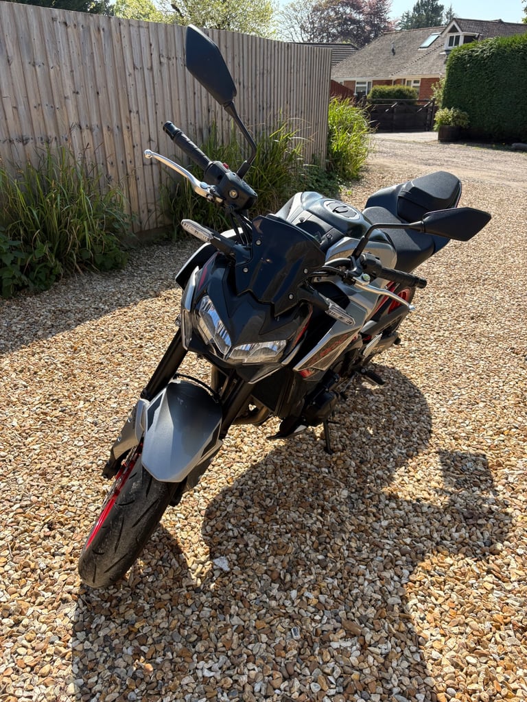Kawasaki, Z, 2024, 948 (cc)