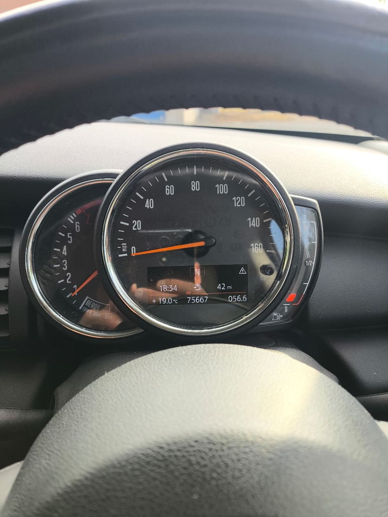 Mini One 2017, Manual, 1198 (cc), 3 doors