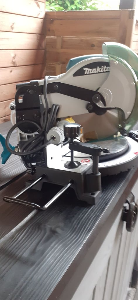 Makita chop saw