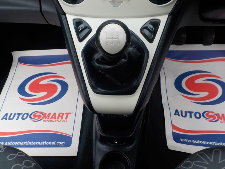 2012 Ford Ka 1.2 Edge Euro 5 (s/s) 3dr HATCHBACK Petrol Manual