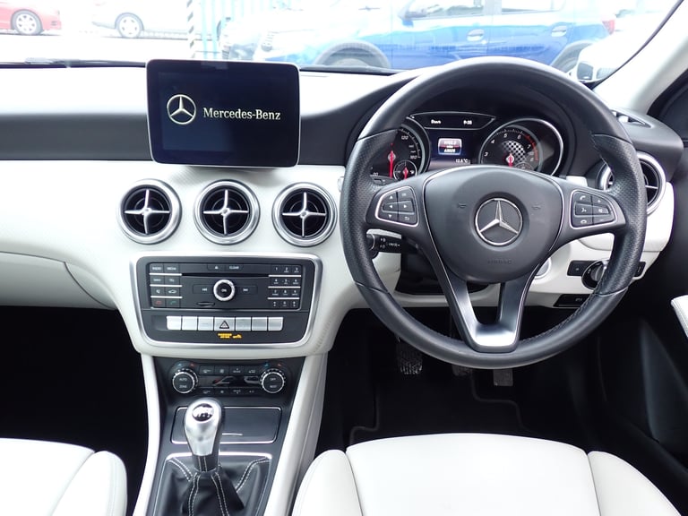 2017 Mercedes-Benz A Class 1.6 A200 Sport Hatchback 5dr Petrol Manual Euro 6