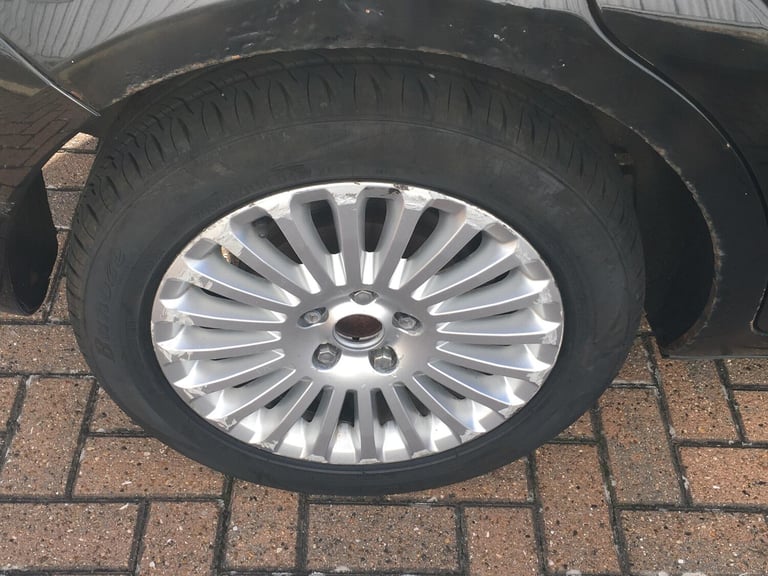 2010 Ford Focus 1.6 Titanium 5dr HATCHBACK Petrol Automatic