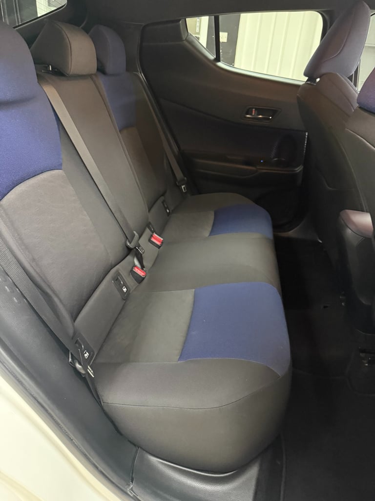 2017 Toyota C-HR 1.2T Dynamic 5dr HATCHBACK Petrol Manual