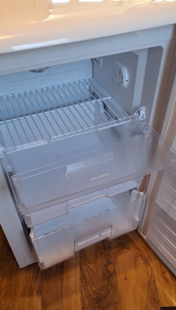 Beko frost-free freezer under counter in very good condition 