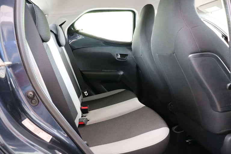 2016 Toyota AYGO 1.0 Aygo X-Play VVT-i CVT 5dr Hatchback Petrol Automatic