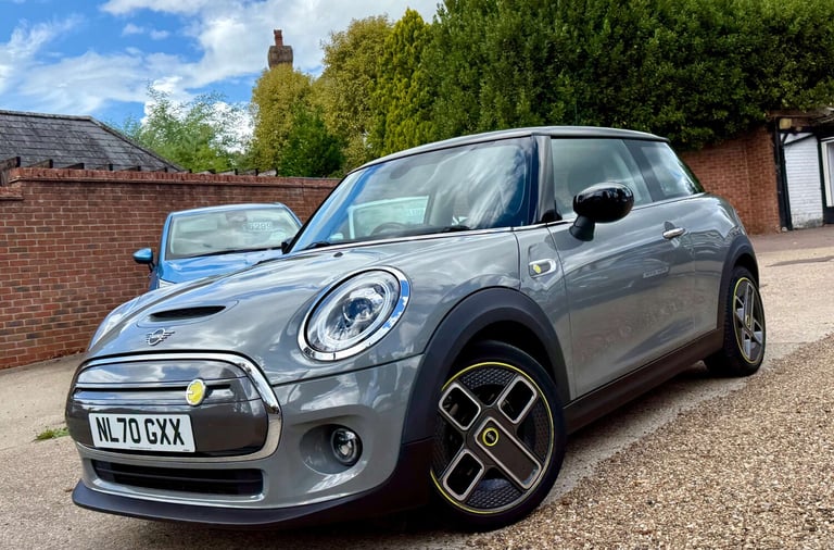2020 MINI Hatch 135kW Cooper S Level 1 33kWh 3dr Auto HATCHBACK ELECTRIC Automatic