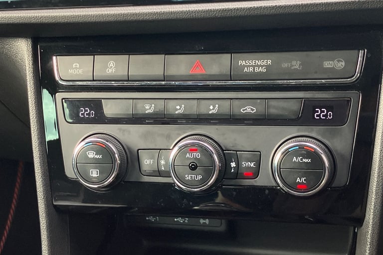 2017 SEAT Leon 2.0 TDI 184 FR Technology 5dr HATCHBACK DIESEL Manual