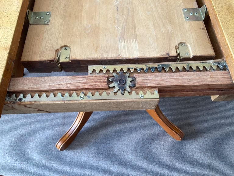 Pine dining table