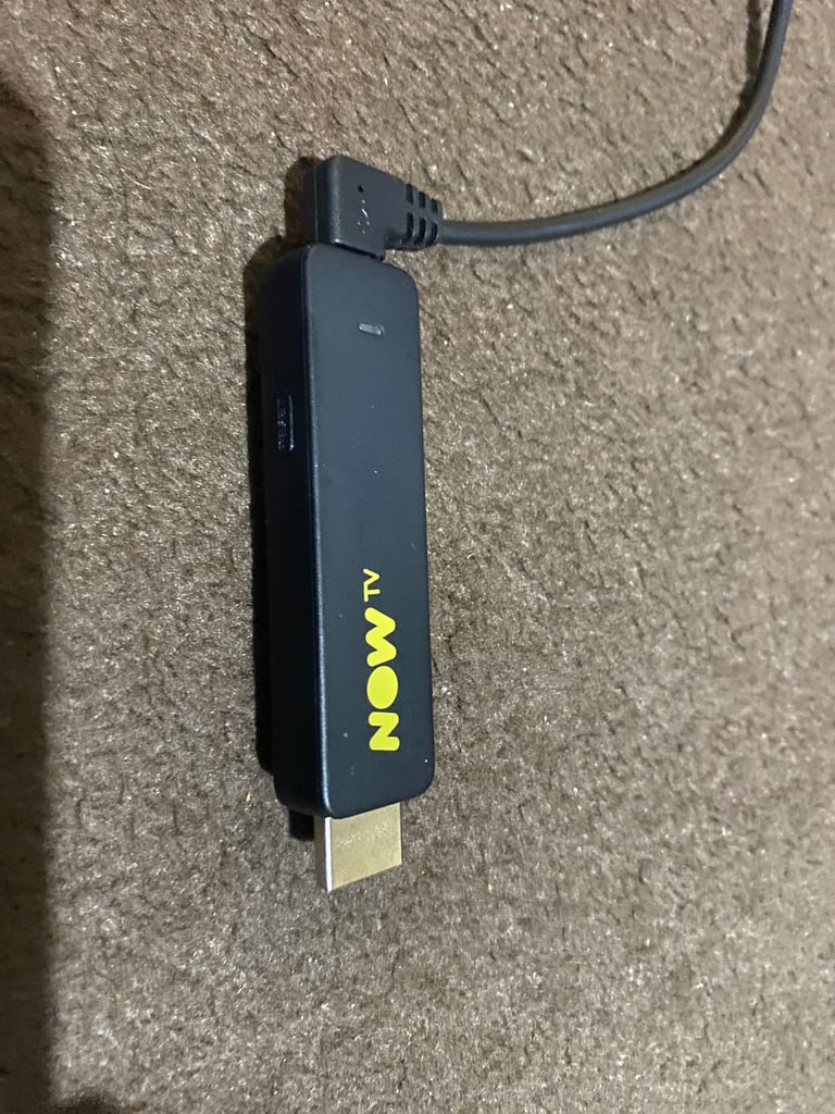 Now tv stick POWERED BY ROKU no remote 