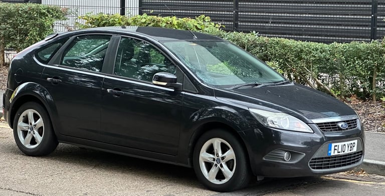 2010 Ford Focus 1.6 Zetec 5dr HATCHBACK Petrol Manual