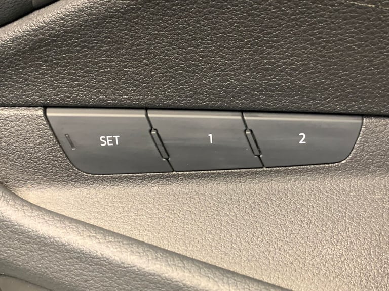 2022 Audi e-tron 300kW 55 Quattro 95kWh Technik 5dr Auto ESTATE ELECTRIC Automatic