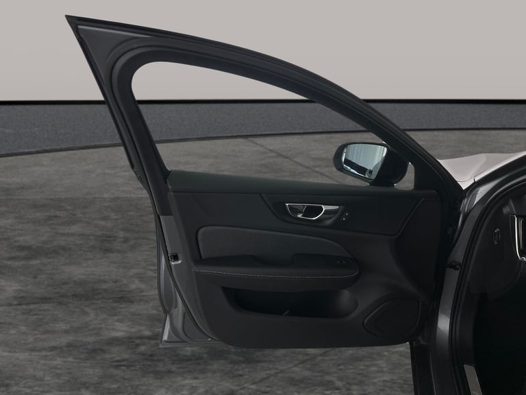 2020 Volvo V60 2.0h T8 Twin Engine 11.6kWh R-Design Plus Estate 5dr Petrol Plug-in Hybrid  Estate...