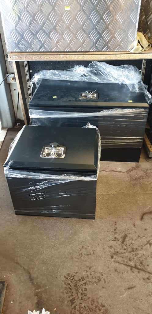Aluminium Checker Plate toolboxes suit lorries trucks Trailers tractor recovery straps & parts