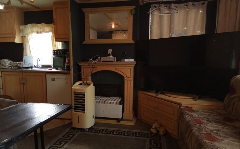 Lovely cosy 2 bed caravan 