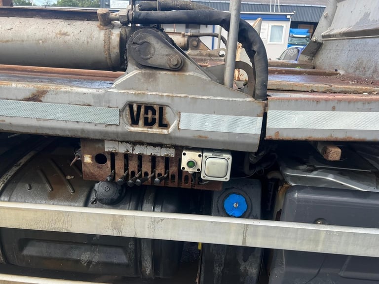 Renault D (D) 18 TONNE VDL SKIP LOADER, 
